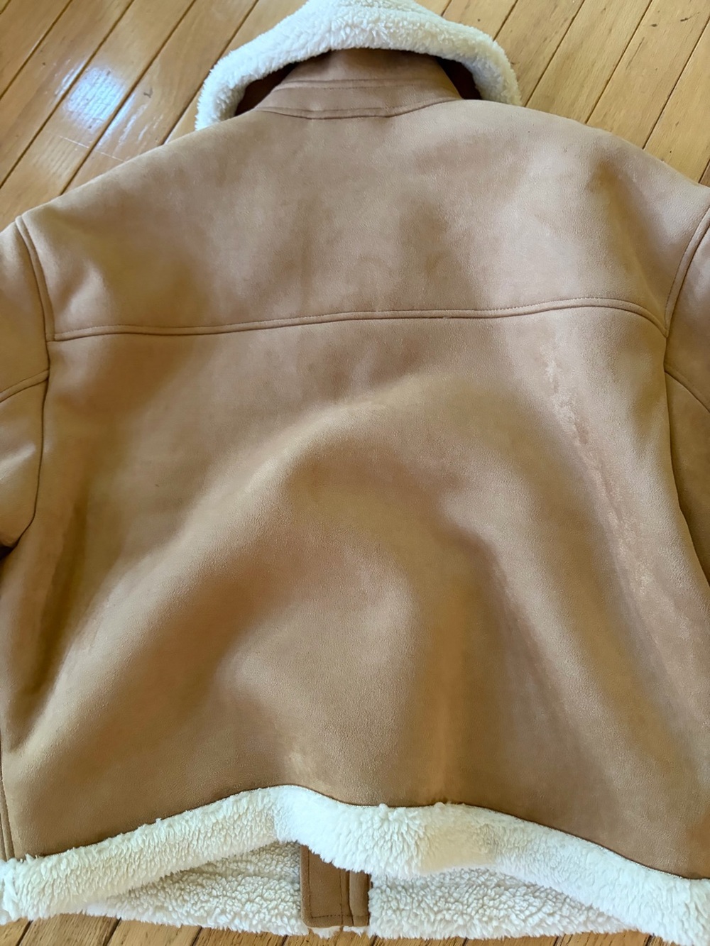 GAP Tan Jacket with Cream Sherpa Trim - Picture 8 of 9